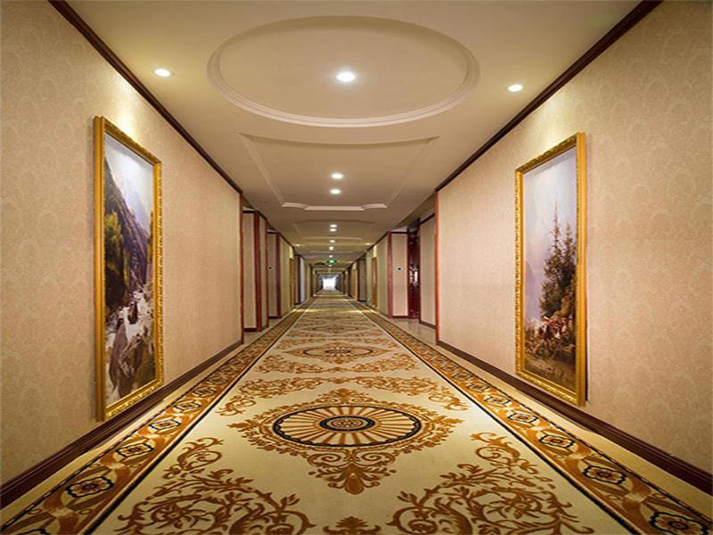 Vienna Hotel Chaozhou Plaza Exterior photo